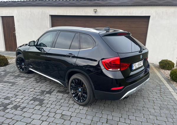 BMW X1 cena 47900 przebieg: 139000, rok produkcji 2013 z Chodzież małe 56